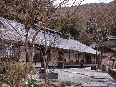 奈良田の里温泉の建物